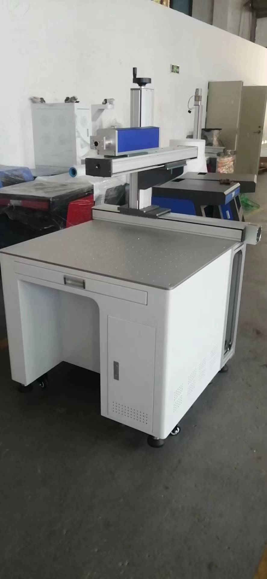 100W Fiber XY Axis Visual Positioning Laser Clean Machine